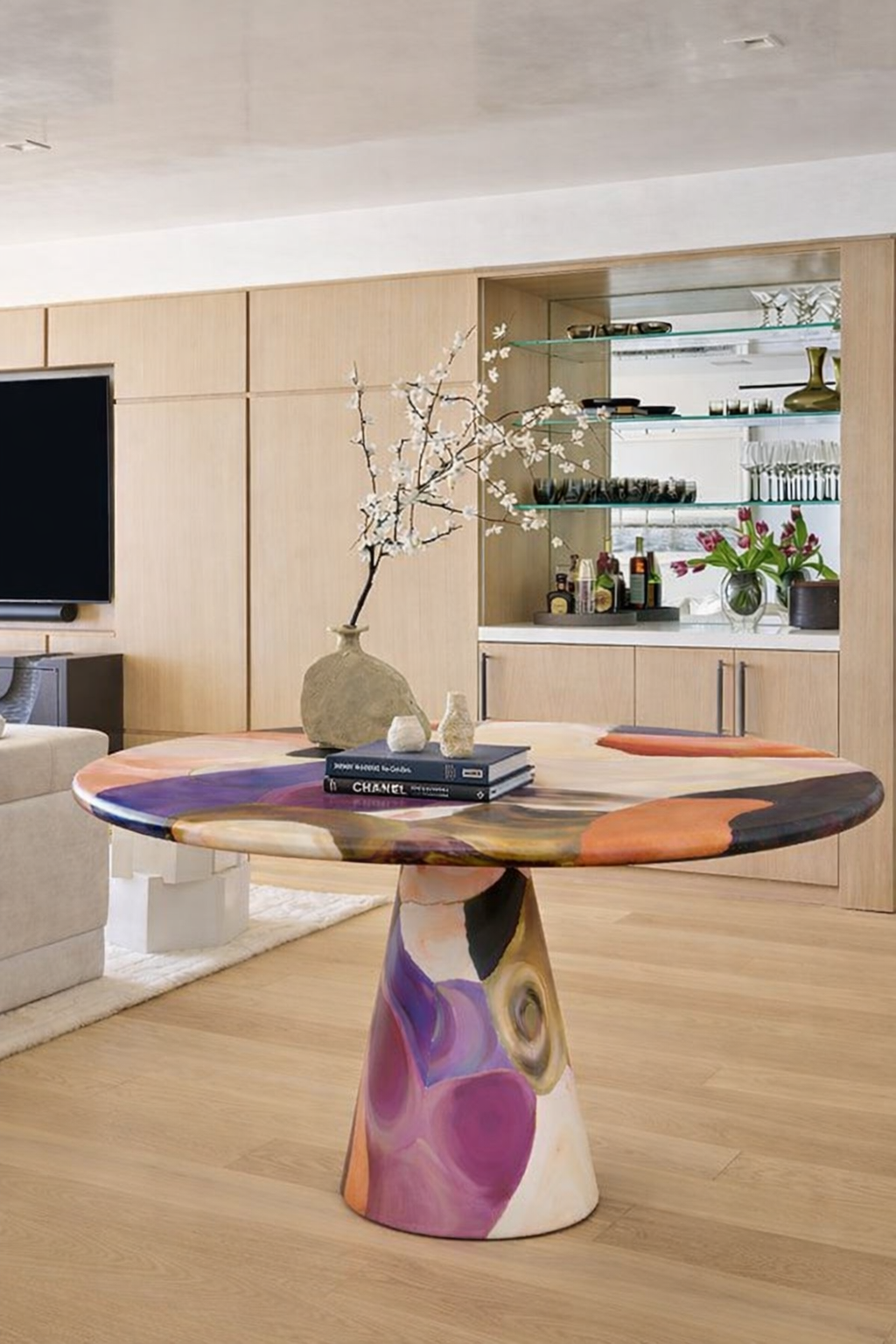 PICASSO ROUND DINING Thumbnail